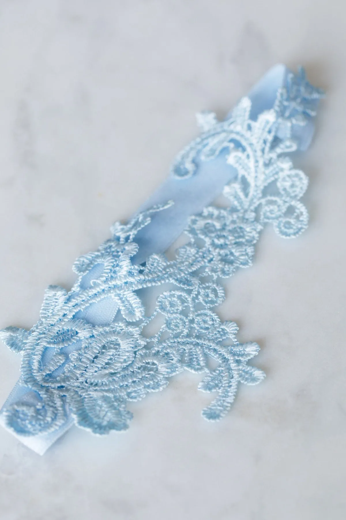 Strumpfband in Blau, mit Spitze – Tempête>Davie & Chiyo Sale