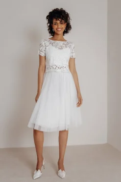 Top, Braut Jäckchen aus Botanik-Spitze mit kurzen Ärmeln – Emmi><noscript><img width=