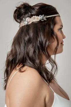 Verzierter Blumenkranz im antiken Stil – Olimpia>Esperanza Best