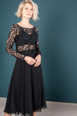 Wadenlanger Chiffonrock in Schwarz – Emmi Black><noscript><img width=