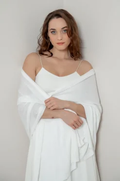 Weiche Braut Stola in Ivory><noscript><img width=