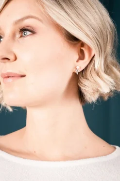 Zierliche Braut Ohrstecker mit Kristallen und Perlen - Simply Delightful><noscript><img width=